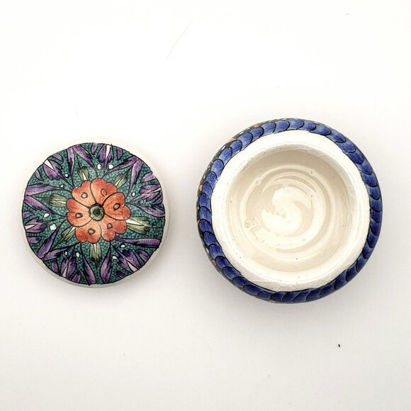 Vtg Sirga Avanos Ceramic Lidded Mini Trinket Box Hand Painted Signed Turkish EUC - Picture 4 of 9